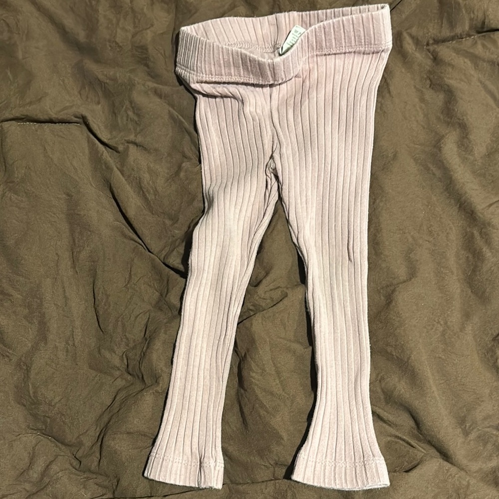 Kate Quinn Pink Ribbed Leggings